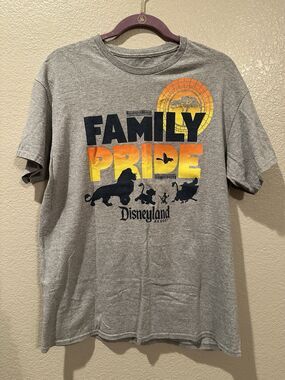 Disney Parks Lion King L Grey Tee Family Pride Disneyland Simba Timon Pumba Zazu